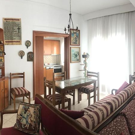 Apartment With Two Bedrooms In City Centre In Drama Greece Kültér fotó